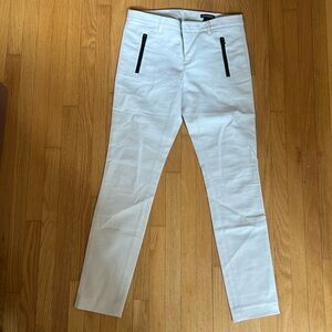 Club Monaco cream/white skinny pants with black leather trims